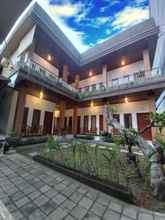 ภายนอกอาคาร 4 Genta House