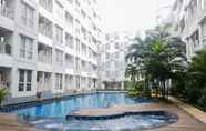 Swimming Pool 3 Simply Studio Apartment at Tamansari Skylounge By Travelio