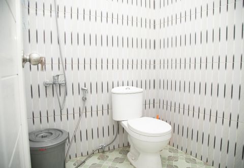 Toilet Kamar Villa Puncak Garuda A19