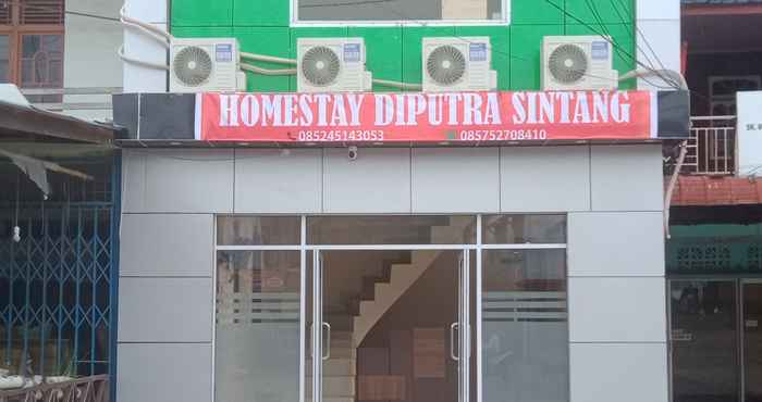 ภายนอกอาคาร Homestay Diputra Sintang