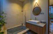 In-room Bathroom 5 Lavanya Ubud Romantic Villas