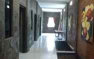 Common Space 3 Bening Guest House Ambulu