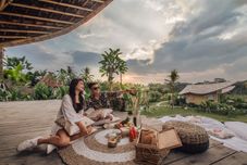 Common Space Ipian Cinta by GenuineHost