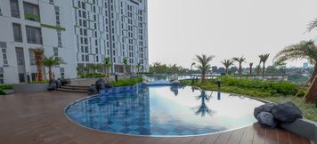 Swimming Pool 2 Simply and Homey Studio Apartment Akasa Pure Living BSD By Travelio