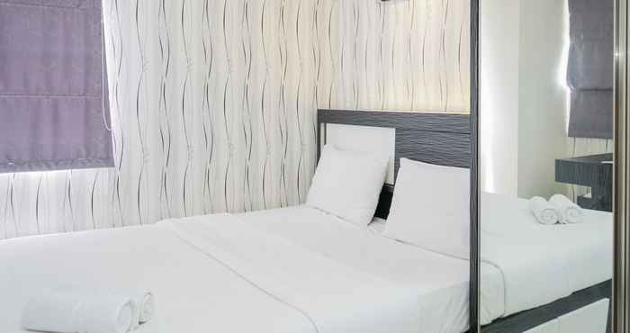 Bedroom Modern Design 2BR at Bintaro Park View Apartment By Travelio