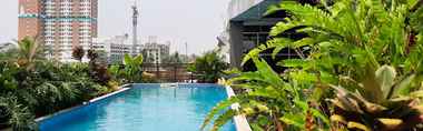 Swimming Pool 2 New Furnished Studio at Tuscany Residences By Travelio