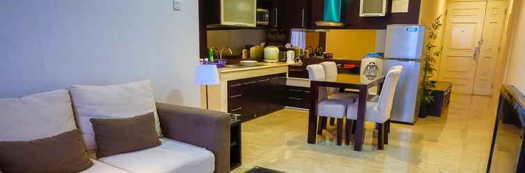 Lobby 2BR Apartment at FX Residence Sudirman with Fantastic View By Travelio