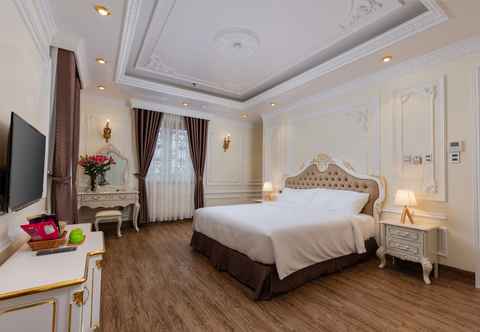 Bedroom Cam Binh Hotel
