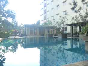 Swimming Pool 4 Cozy and Chic 2BR Apartment at Pinewood Jatinangor near JATOS By Travelio