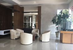 로비 4 Cozy and Chic 2BR Apartment at Pinewood Jatinangor near JATOS By Travelio