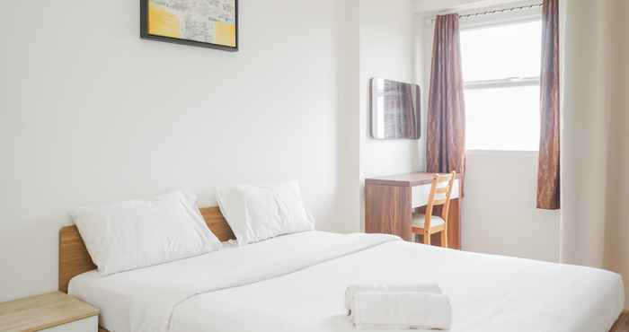 Bedroom Minimalist Design Studio at Parkland Avenue Apartment By Travelio