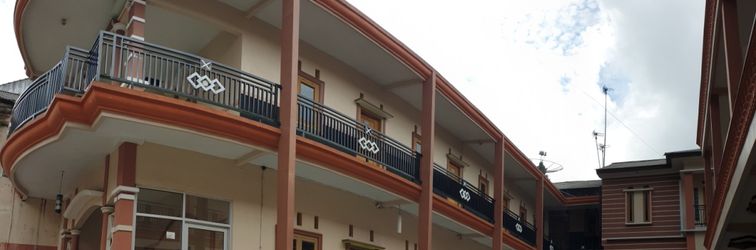 Lobby Hollymoon Sekar Ayu