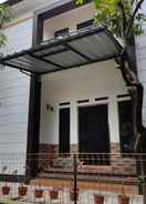 EXTERIOR_BUILDING CEU ATIH HOMESTAY SYARIAH