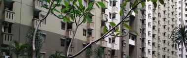 Kolam Renang 2 Stylish and Private 2BR at Gateway Apartment Ahmad Yani Cicadas By Travelio