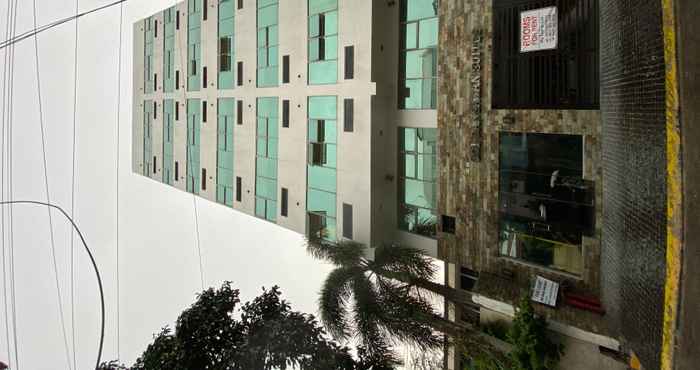 Exterior OYO 732 Dansalan Suites