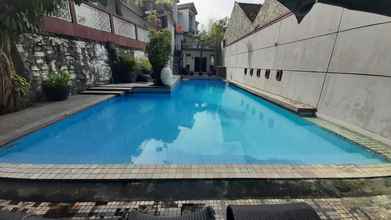 Swimming Pool 4 Pondok Gajah