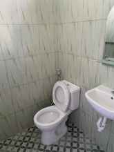 Toilet Kamar 4 Comfortable Joy Room