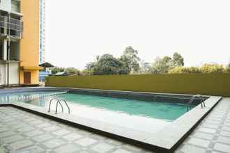 Swimming Pool 4 Cozy Living 2BR at Apartment Pancoran Riverside By Travelio