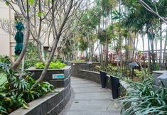 Lobby 6 1BR Apartment with Queen Bed at Ancol Marina near Dufan By Travelio