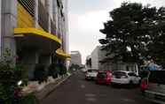 Lobi 6 Cozy Stay 2BR at Menteng Square Apartment By Travelio