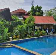 Kolam Renang 4 Bes Villa Lovina 