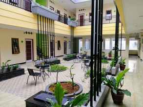 Common Space 4 Wisma Paragon Inn