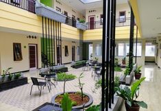 Common Space 4 Wisma Paragon Inn