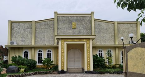 Exterior 2 Pringgondani DVD Pare Resto, Kost, and Homestay Syariah