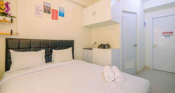 ห้องนอน New Room Studio Apartment at Green Pramuka By Travelio