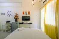 Common Space New Room Studio Apartment at Green Pramuka By Travelio