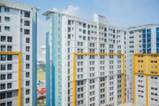 Bangunan Comfy Studio with Modern Design Apartment at Paramount Skyline By Travelio