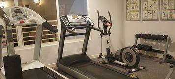 健身中心 5 Holiday place