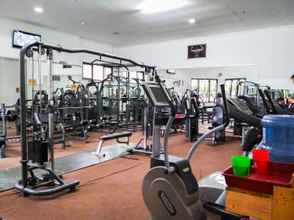 Fitness Center 4 Homey 2BR near Maranatha University at Majesty Apartment By Travelio
