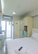 BEDROOM Lovely Studio near Shopping Center at Green Pramuka Apartment By Travelio