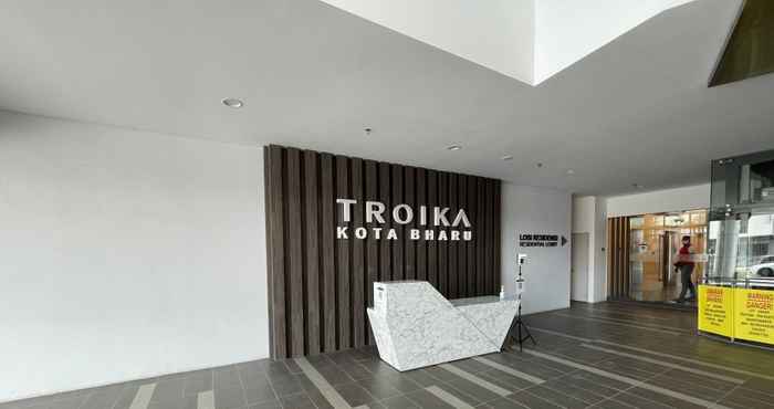 Exterior Troika Residence by ck Suites