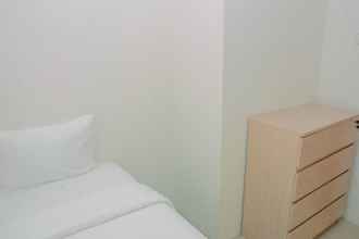 Kamar Tidur 4 Cozy and Brand New at 2BR Woodland Park Residence Apartment By Travelio