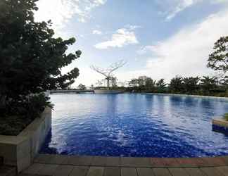 Swimming Pool 2 CozyHomes at The Crest West Vista Puri