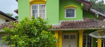 Bangunan 3 Villa Lippo Carita Admiral Irman