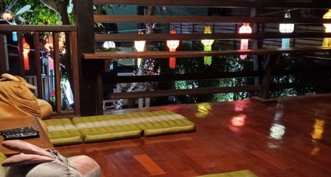 大堂 2 Moon Pie House