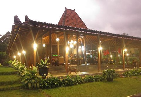 Lobby Kampung Halaman Villas