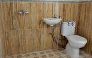 Toilet Kamar 3 WIBI HILL VILLA