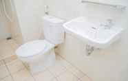 In-room Bathroom 7 Great Choice 2BR at M-Town Residence Apartment By Travelio