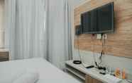 Lobi 2 Comfort Studio near British School at Emerald Bintaro Apartment By Travelio