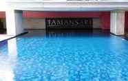 Swimming Pool 6 Comfort Studio Apartment at Tamansari Sudirman By Travelio