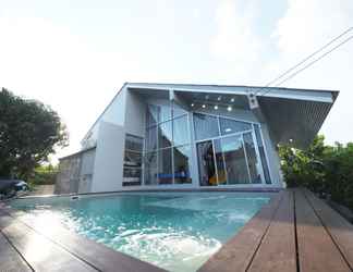 Kolam Renang 2 Private Pool★3 BR 13 Persons★