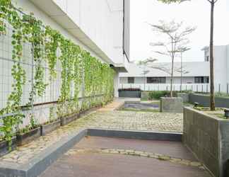 Bangunan 2 Minimalist and Comfy Studio Kebayoran Icon Apartment By Travelio