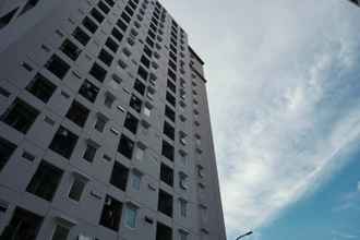 Bangunan 4 Homey Studio near Airport at Sentraland Cengkareng Apartment By Travelio