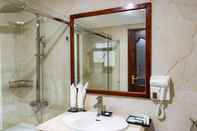 In-room Bathroom Tu Son Luxury 2 Hotel