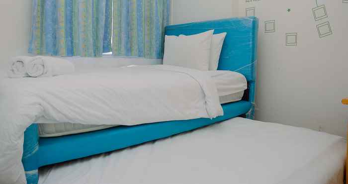 Bedroom Comfort 1BR with Study Room Apartment at Menteng Square By Travelio