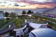 ภายนอกอาคาร YELLO Hotel Kuta Beachwalk Bali